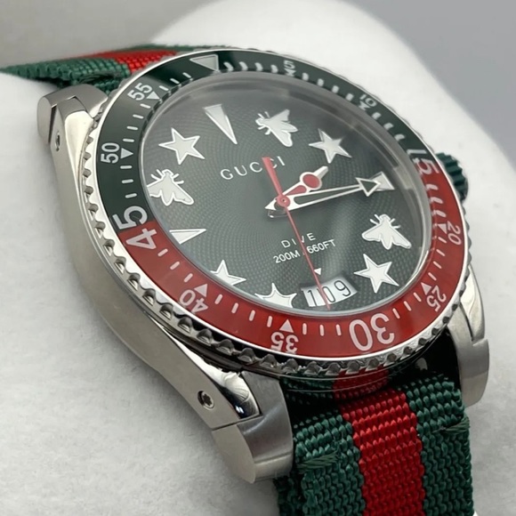 GUCCI 40mm Italian Luxury Watch - Picture 5 of 9